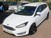 Focus Turnier 2.0 Titanium Automatik LED Scheckheft Navi aut.Parken Keyless